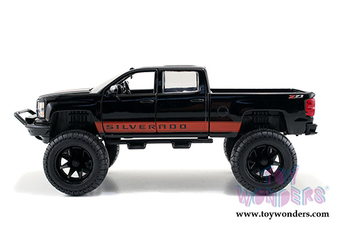 Jada Toys Just Trucks - 2014 Chevy Silverado Pick-up (2014, 1/24 scale diecast model car, Asstd.) 97476