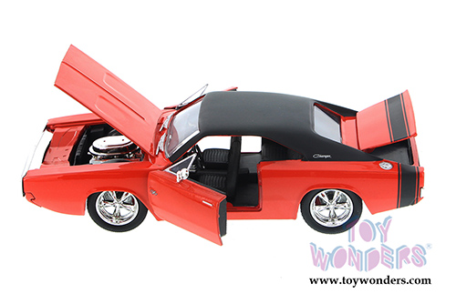 Jada Toys Bigtime Muscle - Dodge Charger R/T Hardtop (1970, 1/24 scale diecast model car, Asstd.) 97593A