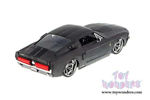 Jada Toys Bigtime Muscle - Shelby GT-500 Hardtop (1967, 1/24 scale diecast model car, Asstd.) 97672XW
