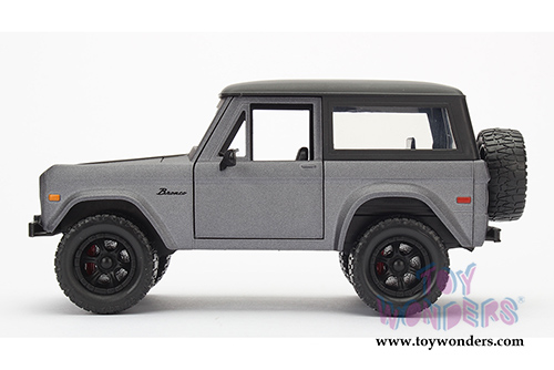 Jada Toys Just Trucks - Ford Bronco (1973, 1/24 scale diecast model car, Asstd.) 97824WA1