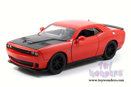 Jada Toys Bigtime Muscle - Dodge Challenger SRT Hellcat Hard Top (2015, 1/24 scale diecast model car, Asstd.) 97853WA1