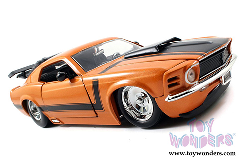 Jada Toys Bigtime Muscle - Ford Mustang Boss 429 Hardtop (1970, 1/24 scale diecast model car, Asstd.) 98026WA1