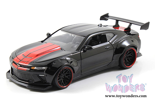 Jada Toys Bigtime Muscle - Chevy Camaro SS Hard Top (2016, 1/24 scale diecast model car, Asstd. w/ Stripes) 98140DP