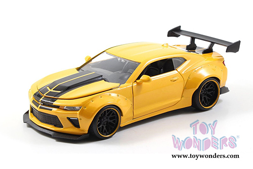 Jada Toys Bigtime Muscle - Chevy Camaro SS Hard Top (2016, 1/24 scale diecast model car, Asstd. w/ Stripes) 98140DP