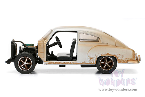 Jada Toys Fast & Furious - Dom's Chevrolet® Fleetline F8 (Dirty version) (1/32 scale diecast model car, Beige) 98303/24