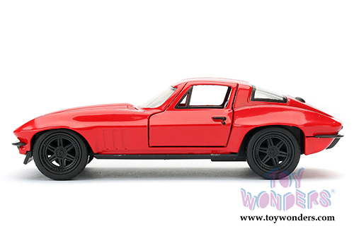 Jada Toys Fast & Furious - Letty's Chevrolet Corvette F8 "The Fate of the Furious" Movie (1/32 scale diecast model car, Red) 98306