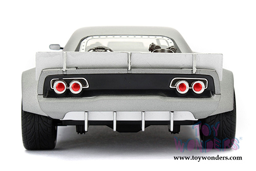 Jada Toys Fast & Furious - Dom's Ice Charger F8 "The Fate of the Furious" Movie (1/24 scale diecast model car, Semi Gun Metal Grey) 98427