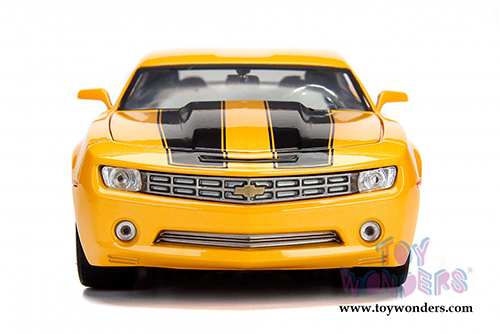 Jada Toys - Metals Die Cast - Hollywood Rides | TRANSFORMERS 5 Chevy&reg; Camaro&reg; Concept Bumblebee&reg; with Collectible Coin (2006, 1/24, diecast model car, Yellow w/Black) 98497/4