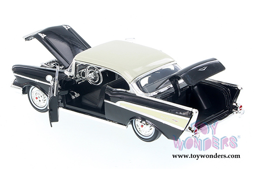 Jada Toys Showroom Floor - Chevy Bel Air&reg; Hardtop (1957, 1/24 scale diecast model car, Asstd.) 98894D