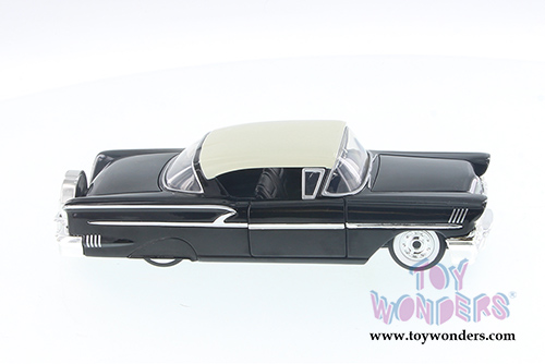 Jada Toys Showroom Floor - Chevy Impala Hardtop (1958, 1/24 scale diecast model car, Asstd.) 98897D