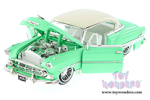 Jada Toys Street Low - Chevy Bel Air&reg; Hardtop (1953, 1/24 scale diecast model car, Asstd.) 98918D