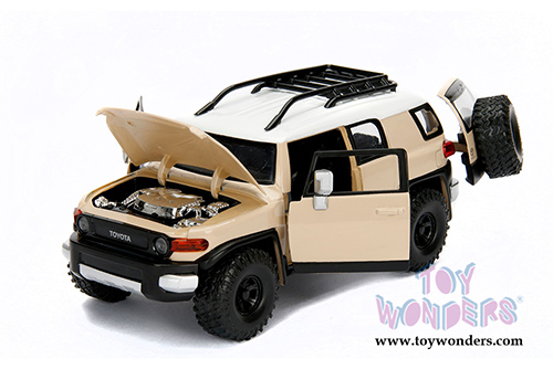 Jada Toys Just Trucks - Toyota FJ Cruiser (1/24 scale diecast model car, Beige) 99319
