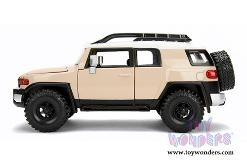 Jada Toys Just Trucks - Toyota FJ Cruiser (1/24 scale diecast model car, Beige) 99319