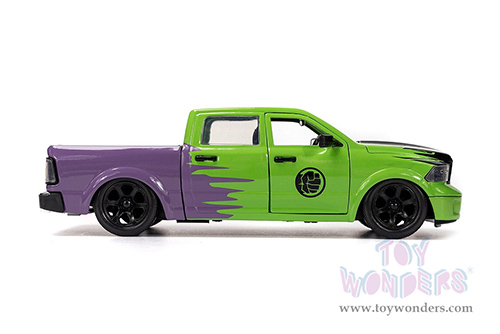Jada Toys - Hollywood Rides | Dodge Ram 1500 Pickup Truck with Hulk™ Diecast figure "Marvel Avengers" (2014, 1/24 diecast model car, Green/Purple) 99726