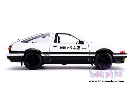 Jada Toys - Metals Die Cast - Hollywood Rides | Toyota Trueno AE86 Hardtop with Takumi figure (1/24 scale diecast model car, White) 99733