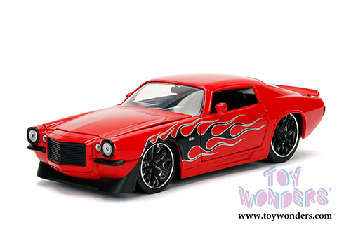 Jada Toys - Metals Die Cast | Bigtime Muscle Chevy&reg; Camaro&reg; Hard Top (1971, 1/24 scale diecast model car, Asstd.) 99969WA1