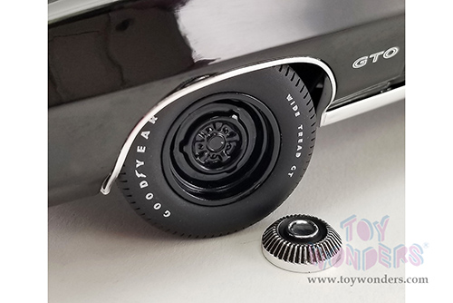 Acme - Pontiac GTO Judge Hardtop - Moonlight Goat (1970, 1/18 scale diecast model car, Black) A1801218