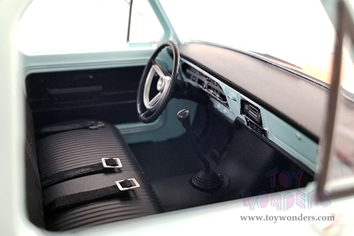 Acme - Ford F-350 Ramp Truck - Gulf Racing Team (1970, 1/18 scale diecast model car, Blue w/Orange) A1801413