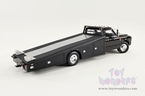 Acme - Chevrolet® C30 Ramp Truck (1967, 1/18 scale diecast model car, Black) A1801710