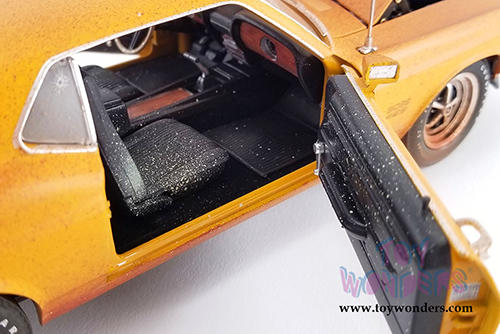 Acme - Ford Mustang Boss 429 - Pork Chop's Barn Find Boss (1970, 1/18 scale diecast model car, Weathered Grabber Orange) A1801838