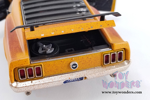 Acme - Ford Mustang Boss 429 - Pork Chop's Barn Find Boss (1970, 1/18 scale diecast model car, Weathered Grabber Orange) A1801838