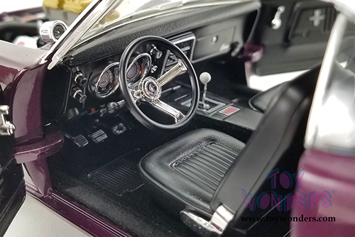 Acme Drag Outlaws - Chevrolet&reg; Camaro&reg; SS (1967, 1/18 scale diecast model car, Purple Haze) A1805721