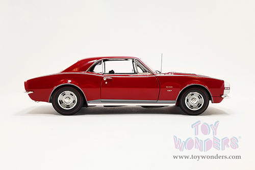 Acme - Chevrolet® Camaro® SS "First Yenko Super Camaro Produced" (1967, 1/18 scale diecast model car, Burgundy) A1805727