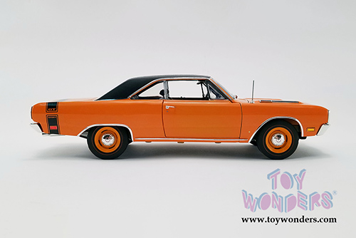 Acme - Dodge Dart GTS 440 with Vinyl Top Hardtop (1969, 1/18 scale diecast model car, Orange) A1806404VT