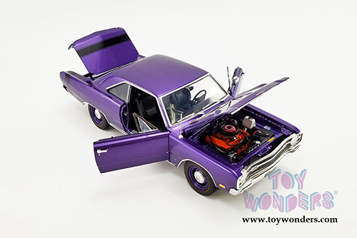 Acme | Dodge Dart GTS 440 Hardtop (1969, 1/18 scale diecast model car, Plum Crazy Purple) A1806406