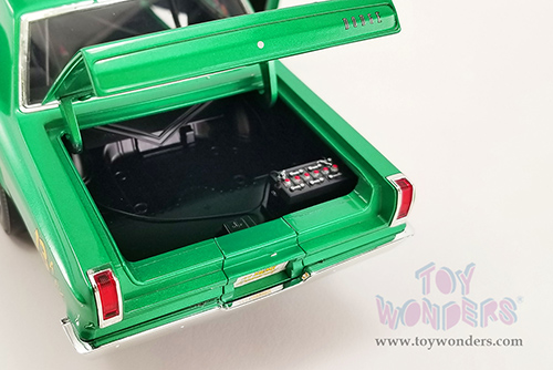 Acme | Dodge Coronet&reg; AWB - "It's HEMI Powered!" (1965, 1/18 scale diecast model car, Custom Green Metallic) A1806507