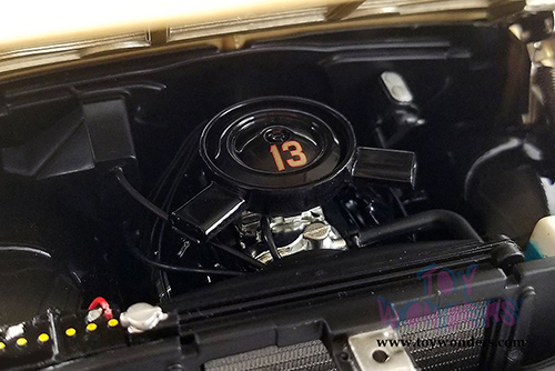 Acme - Chevrolet&reg; C-10 Shop Pickup Truck "Smokey Yunick" (1967, 1/18 scale diecast model car, Gold/Black) A1807212