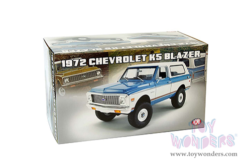 Acme - Chevrolet&reg; K5 Blazer - Lifted Version (1972, 1/18 scale diecast model car, Blue/White) A1807702