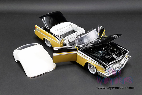 Acme - Chrysler New Yorker St. Regis Convertible (1956, 1/18 scale diecast model car, Black/Gold/White) A1809004