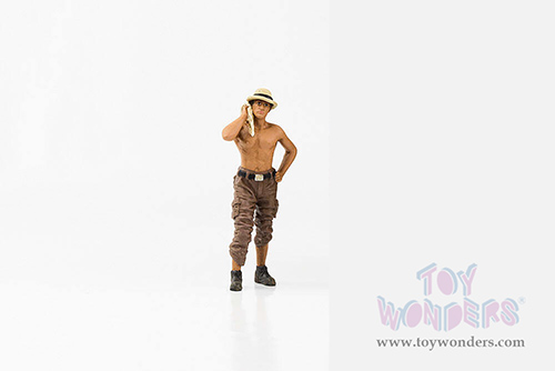 Showcasts® Figurines - 4x4 Mechanic - Figure 1 (1/18 scale, Brown) AD-18011 MAP: $14.99