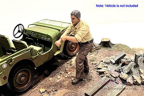 Showcasts® Figurines - 4x4 Mechanic - Figure 3 (1/18 scale, Beige/Brown) AD-18013 MAP: $14.99