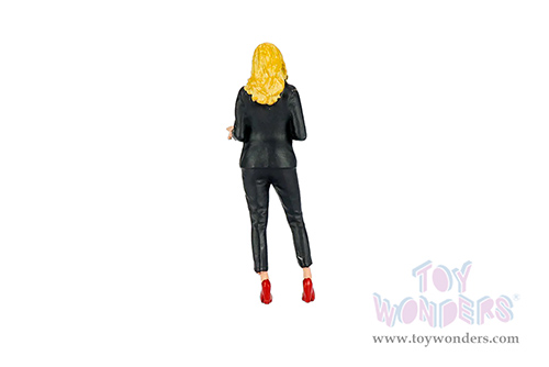 Showcasts® Figurines - On Air Figure 1 (1/18 scale, Black) AD-18401 MAP: $14.99