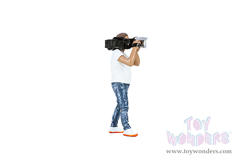 Showcasts® Figurines - On Air Figure 3 (1/18 scale, White/Blue) AD-18403 MAP: $14.99