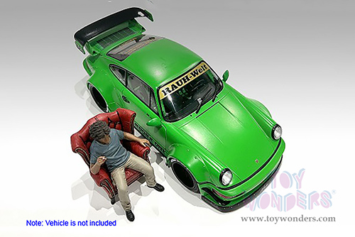 Showcasts® Figurines - RWB Legend Akira Nakai | Nakai-San Figure 1 with Chair (2 pcs.) (1/18 scale, Blue/Beige) AD-18501 MAP: $25.99