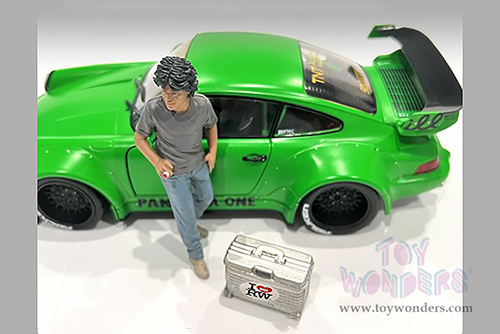 Showcasts® Figurines - RWB Legend Akira Nakai | Nakai-San Figure 2 with Briefcase (2 pcs.) (1/18 scale, Gray/Blue) AD-18502 MAP: $20.99