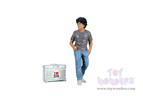 Showcasts® Figurines - RWB Legend Akira Nakai | Nakai-San Figure 2 with Briefcase (2 pcs.) (1/18 scale, Gray/Blue) AD-18502 MAP: $20.99