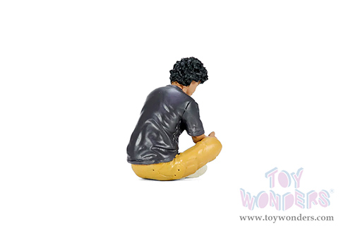 Showcasts® Figurines - RWB Legend Akira Nakai | Nakai-San Figure 4 (1/18 scale, Black/Yellow) AD-18504 MAP: $16.99