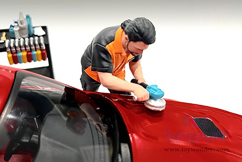 Showcasts® Figurines - Detail Masters Figure 4 - Buff & Wax (1/24 scale, Black/Orange) AD-24604 MAP: $11.99