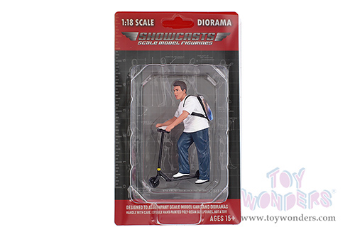 Showcasts® Figurines - Figure18 Series 2 Figure 1 (1/18 scale, Dark Blue,White) AD-18901 MAP: $16.99