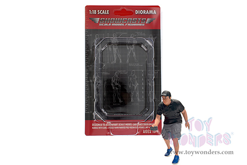 Showcasts® Figurines - Figure18 Series 2 Figure 4 (1/18 scale, Gray/Black) AD-18904 MAP: $14.99