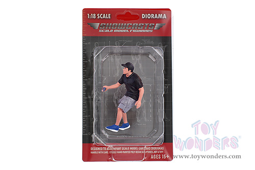 Showcasts® Figurines - Figure18 Series 2 Figure 4 (1/18 scale, Gray/Black) AD-18904 MAP: $14.99
