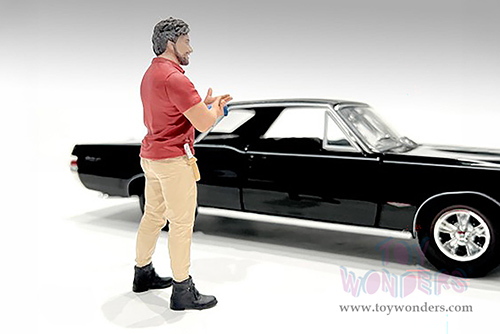 Showcasts® Figurines - "Muscle Mechanics" Figure #2 (1/24 scale, Red/Beige) AD-25202 MAP: $11.99