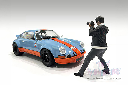 Showcasts® Figurines - "Photographers" Figure #6 (1/24 scale, Black/Gray) AD-25306 MAP: $11.99