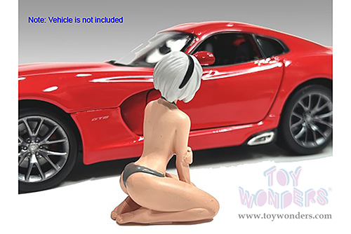 Showcasts® Figurines - Cosplay Girls Figure 5 (1/24 scale, Grey) AD-24305 MAP: $11.99