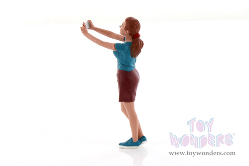 Showcasts® Figurines - Figure24 Series 1 #702 (1/24 scale, Blue/Brown) AD-24702 MAP: $14.99