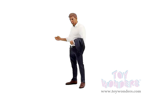 Showcasts® Figurines - Gentlemen's Club Figure 1 (1/24 scale, White/Dark Blue) AD-24801 MAP: $10.99